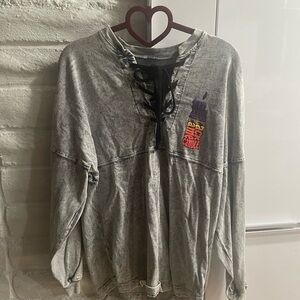 🚫🚫SOLD🚫🚫 Hocus Pocus Witchy Grey Black Tie Disney Spirit Jersey XS